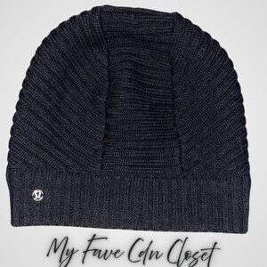Unique Lululemon "Breathe" Merino Wool Movement Toque - O/S